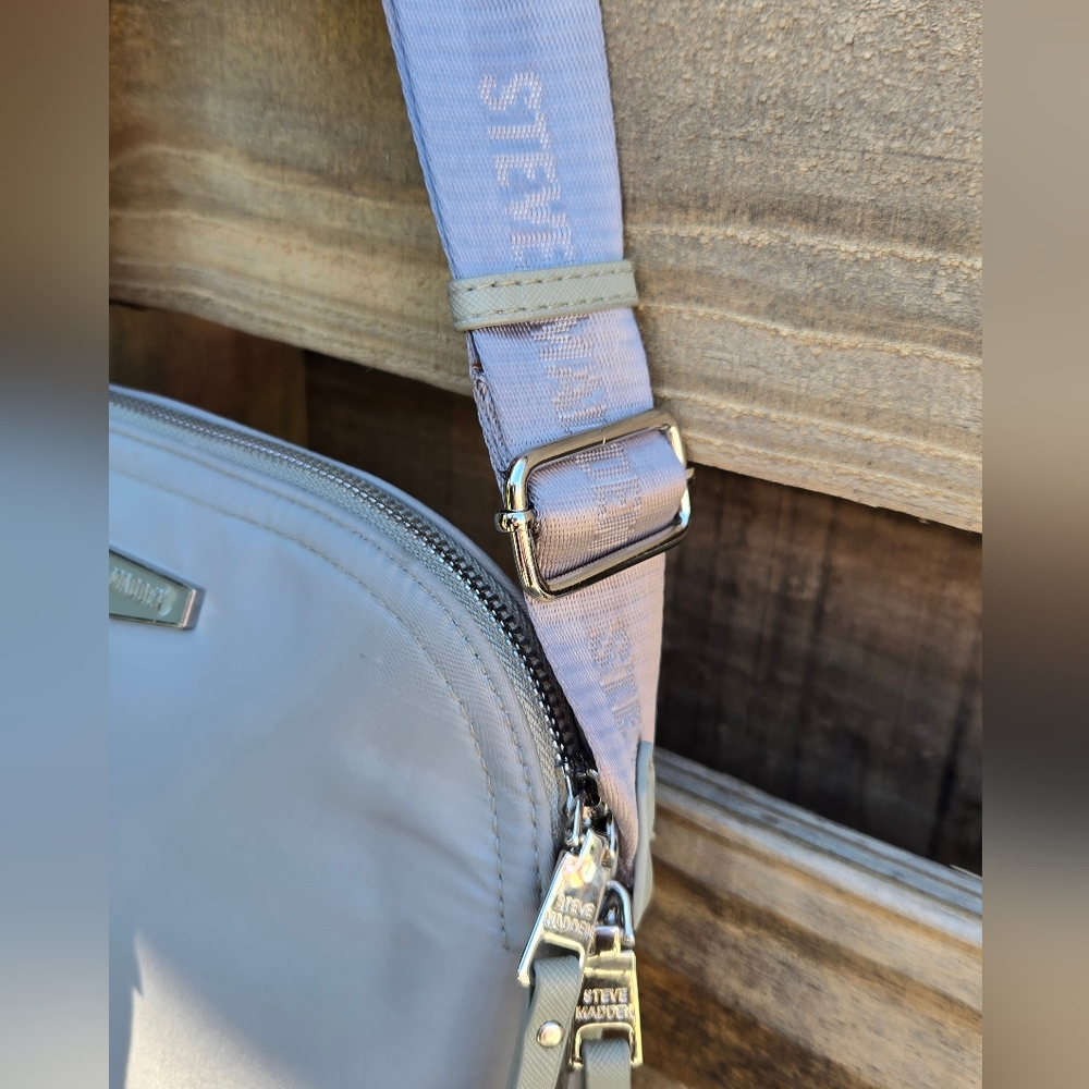 STEVE MADDEN Crossbody Bag - Picture 8 of 12